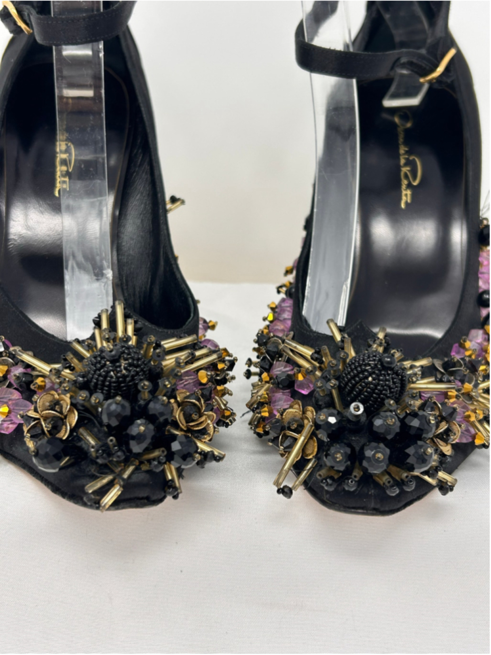 Oscar de la Renta 39.5 Black Satin Embellished Stiletto Pumps Beaded Gold - Picture 5 of 13